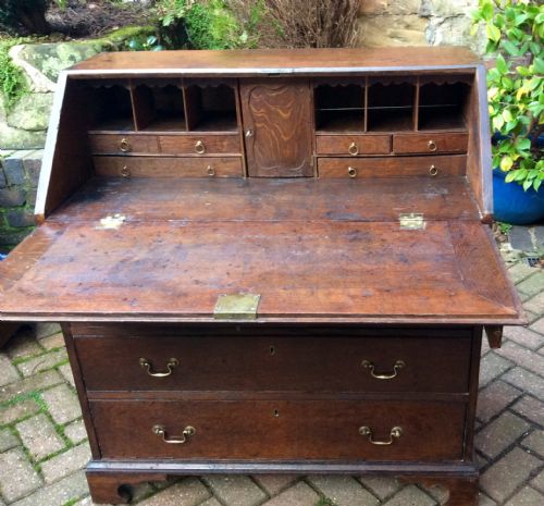 GEORGIAN OAK BUREAU - ADDITIONAL PHOTO 1