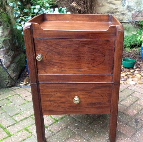 georgian bedside cupboard nightstand - CATEGORY: ANTIQUE CABINETS - DATED 1800