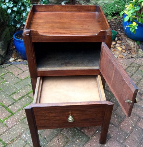GEORGIAN BEDSIDE CUPBOARD NIGHTSTAND - ADDITIONAL PHOTO 2