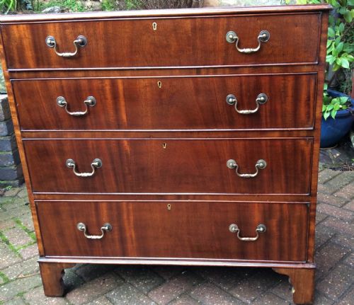 MAHOGANY CHEST OF DRAWERS - ADDITIONAL PHOTO 2