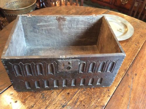 OAK BIBLE BOX - ADDITIONAL PHOTO 1