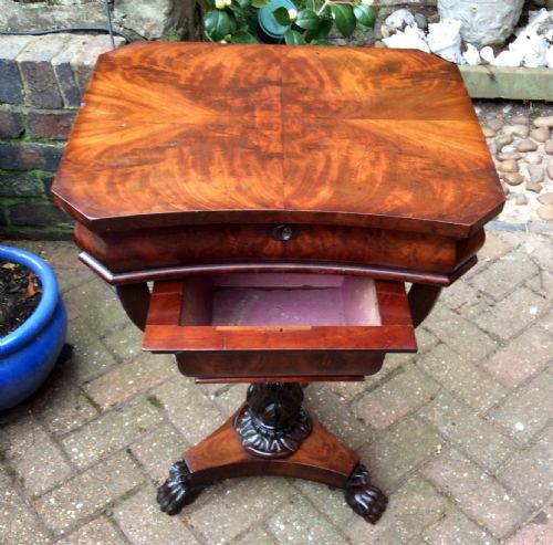 EXQUISITE WORK TABLE - ADDITIONAL PHOTO 2