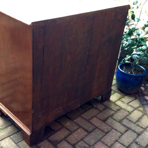 GEORGIAN MAHOGANY CHEST OF DRAWERS - ADDITIONAL PHOTO 5