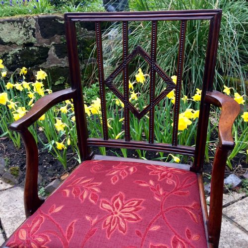A VERY PRETTY SET OF SIX LATE GEORGIAN DINING CHAIRS - ADDITIONAL PHOTO 2