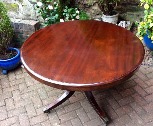 MAHOGANY BREAKFAST TABLE - ADDITIONAL PHOTO 1
