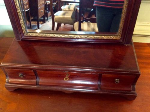 GEORGIAN MAHOGANY TOILET OR DRESSING TABLE MIRROR - ADDITIONAL PHOTO 2