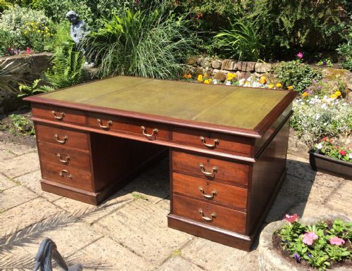 superb large mahogany partners desk - CATEGORY: ANTIQUE DESKS - DATED VICTORIAN