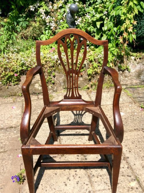 GEORGIAN MAHOGANY CARVER CHAIR - ADDITIONAL PHOTO 2