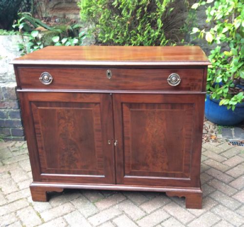 georgian mahogany side cabinet - CATEGORY: ANTIQUE SIDEBOARDS - DATED GEORGIAN