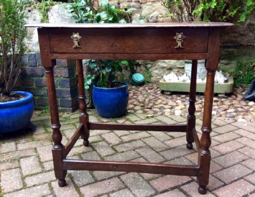 EARLY GEORGIAN OAK SIDE TABLE - ADDITIONAL PHOTO 3
