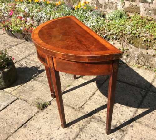 BEAUTIFUL GEORGIAN DEMI LUNE CARD TABLE - ADDITIONAL PHOTO 5