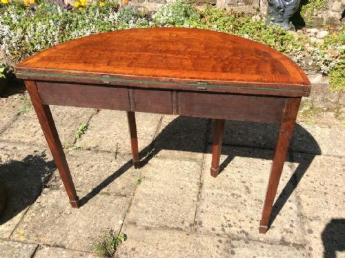 BEAUTIFUL GEORGIAN DEMI LUNE CARD TABLE - ADDITIONAL PHOTO 6