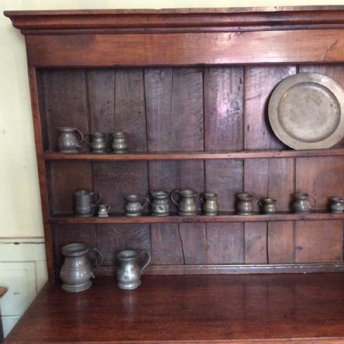 SMALL OAK DRESSER - ADDITIONAL PHOTO 1