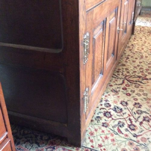 SMALL OAK DRESSER - ADDITIONAL PHOTO 2
