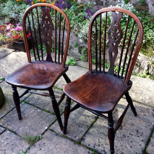 PAIR OF WINDSOR WHEELBACK CHAIRS - ADDITIONAL PHOTO 8