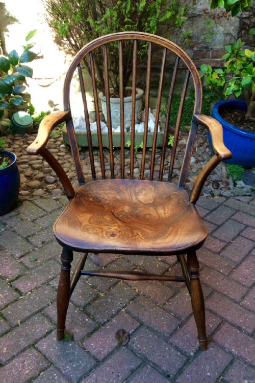 lovely windsor stick back chair - CATEGORY: ANTIQUE CHAIRS - DATED 19TH CENTURY