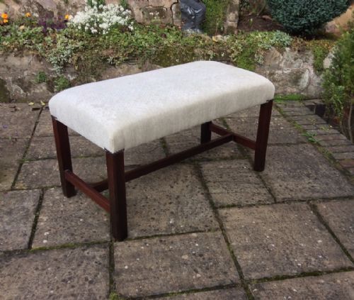 large mahogany stool or coffee table - CATEGORY: ANTIQUE STOOLS - DATED REGENCY