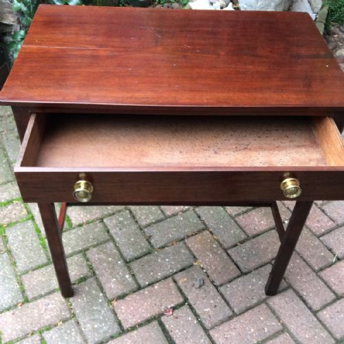 PRETTY SMALL GEORGIAN MAHOGANY SIDE TABLE - ADDITIONAL PHOTO 5