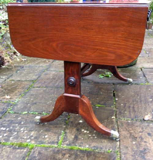 REGENCY MAHOGANY SOFA TABLE - ADDITIONAL PHOTO 3