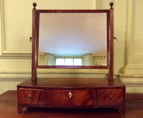 PRETTY GEORGIAN BOW FRONT TOILET OR DRESSING TABLE MIRROR - ADDITIONAL PHOTO 1