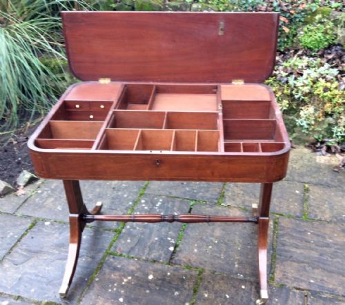 REGENCY MAHOGANY WRITING TABLE - ADDITIONAL PHOTO 5