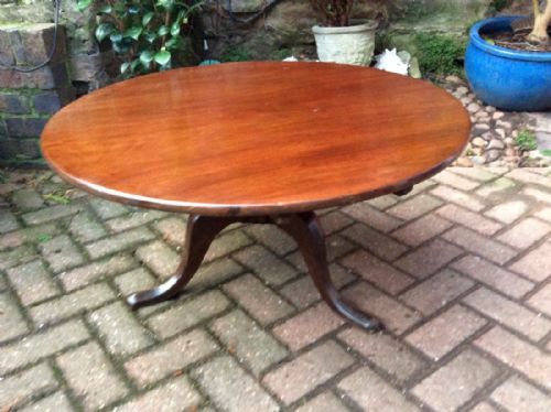 MAHOGANY COFFEE TABLE - ADDITIONAL PHOTO 2