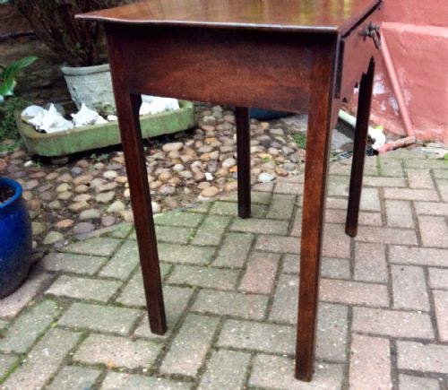 GEORGIAN MAHOGANY SIDE TABLE - ADDITIONAL PHOTO 3