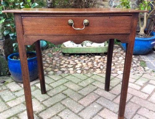 GEORGIAN MAHOGANY SIDE TABLE - ADDITIONAL PHOTO 4