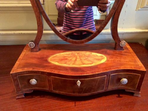 GEORGIAN SERPENTINE TOILET OR DRESSING TABLE MIRROR - ADDITIONAL PHOTO 2