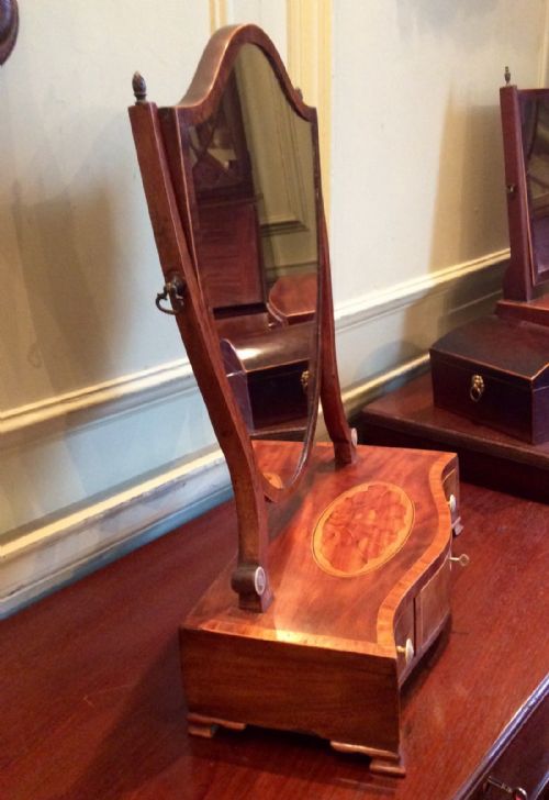 GEORGIAN SERPENTINE TOILET OR DRESSING TABLE MIRROR - ADDITIONAL PHOTO 3