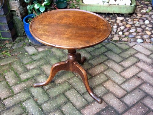 georgian oak tripod coffee table - CATEGORY: ANTIQUE TABLES - DATED GEORGIAN