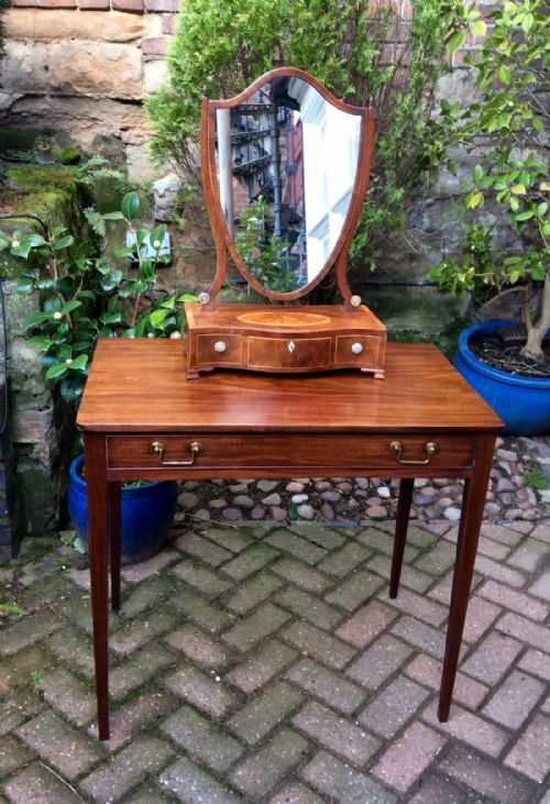ELEGANT GEORGIAN MAHOGANY SIDE TABLE DRESSING TABLE - ADDITIONAL PHOTO 1