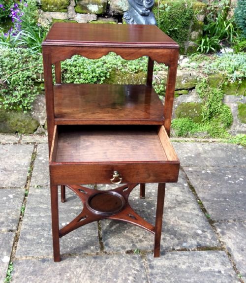 PRETTY GEORGIAN WASHSTAND - ADDITIONAL PHOTO 2