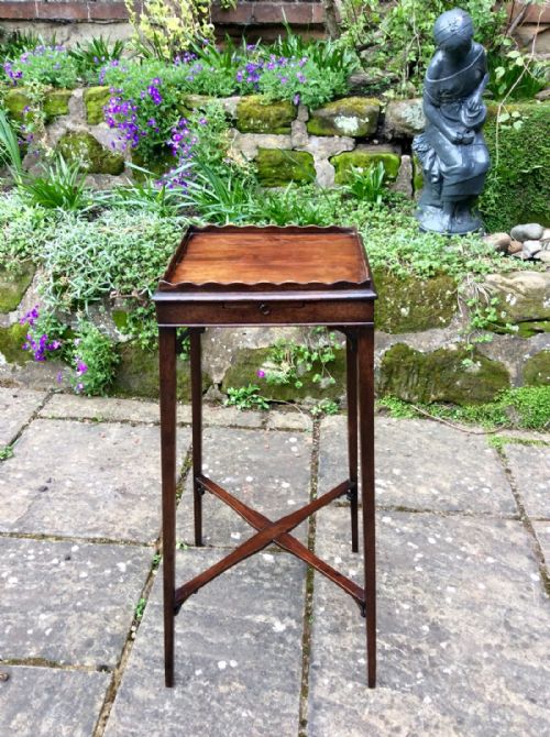 KETTLE STAND TABLE - ADDITIONAL PHOTO 1