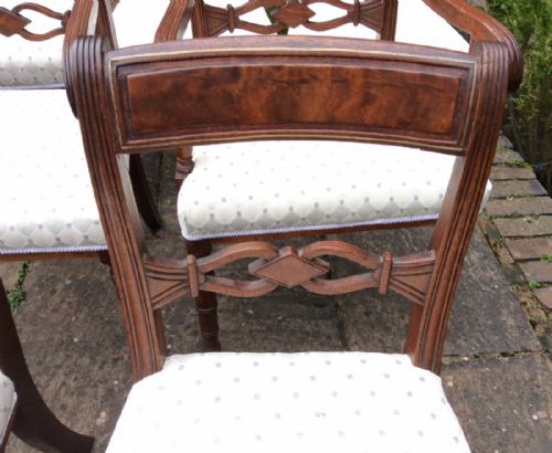A SET OF REGENCY CHAIRS COMPRISING 2 CARVER OR ARM CHAIRS AND 5 SINGLE DINING CHAIRS - ADDITIONAL PHOTO 6