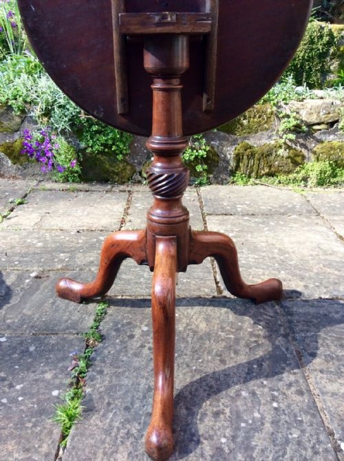 SMALL MAHOGANY TRAY TOP TRIPOD - ADDITIONAL PHOTO 4