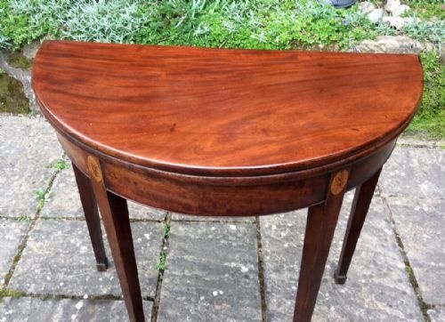 SMALL DEMILUNE GEORGIAN TEA TABLE - ADDITIONAL PHOTO 2