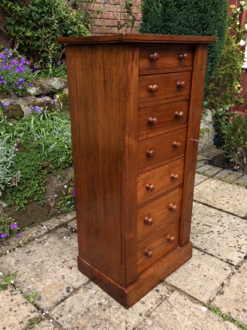 SMALL VICTORIAN MAHOGANY WELLINGTON CHEST - ADDITIONAL PHOTO 3