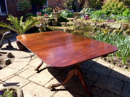 REGENCY MAHOGANY PEDESTAL DINING TABLE - ADDITIONAL PHOTO 2