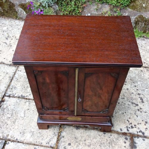 SMALL MAHOGANY CAMPAIGN FOLIO CUPBOARD - ADDITIONAL PHOTO 6