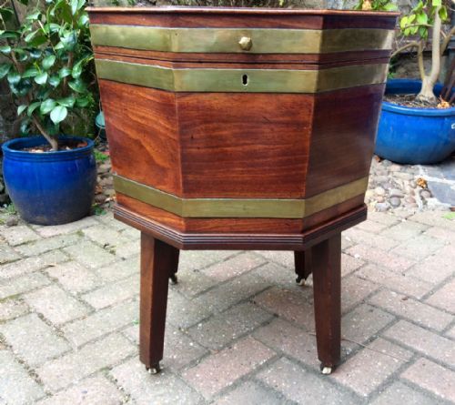 GEORGIAN WINE COOLER WITH ORIGINAL INTERIOR - ADDITIONAL PHOTO 1
