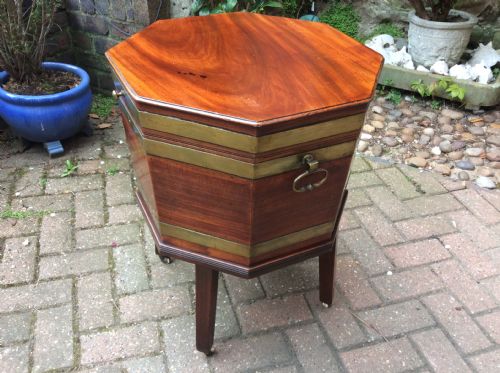 GEORGIAN WINE COOLER WITH ORIGINAL INTERIOR - ADDITIONAL PHOTO 6