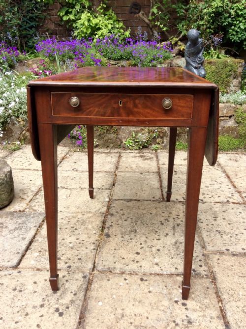 GEORGIAN INLAID PEMBROKE TABLE - ADDITIONAL PHOTO 1