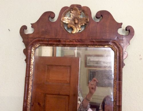 GEORGIAN WALNUT FRET FRAME MIRROR OF GOOD SIZE - ADDITIONAL PHOTO 3