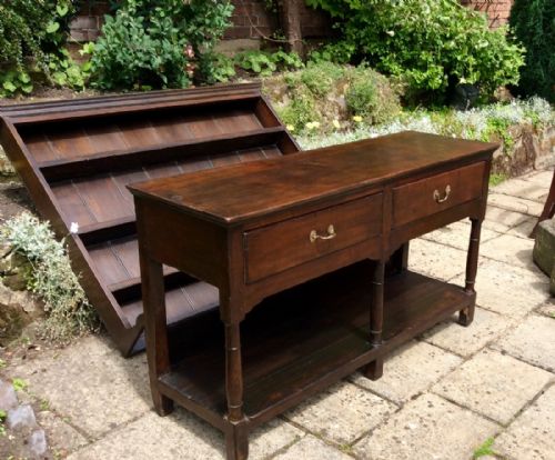 A SMALL OAK DRESSER - ADDITIONAL PHOTO 4