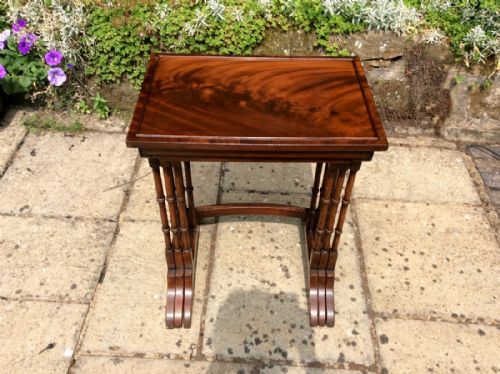 NEST OF 3 MAHOGANY TABLES - ADDITIONAL PHOTO 1