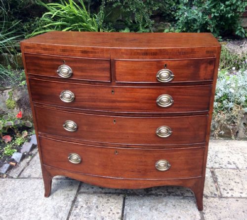 lovely bow front mahogany chest of drawers - CATEGORY: ANTIQUE CHEST OF DRAWERS - DATED 1800