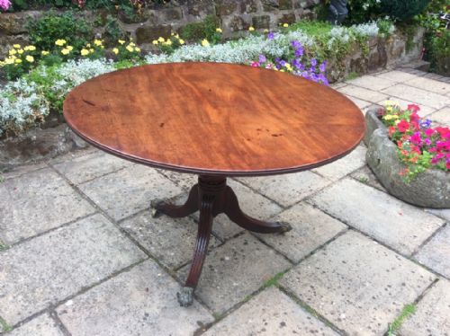 regency mahogany centre or dining table - CATEGORY: ANTIQUE TABLES - DATED REGENCY
