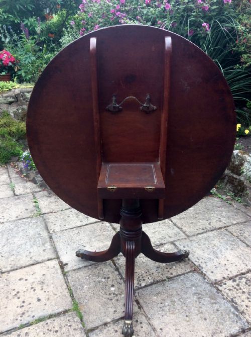 REGENCY MAHOGANY CENTRE OR DINING TABLE - ADDITIONAL PHOTO 5