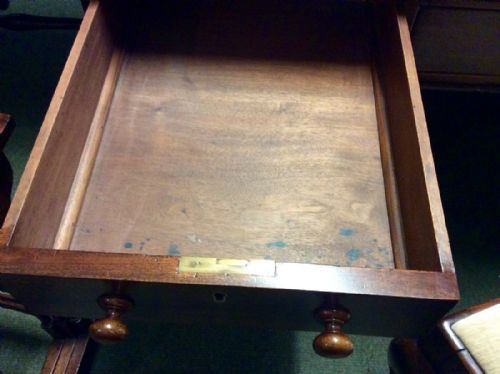 MAHOGANY PEDESTAL DESK - ADDITIONAL PHOTO 7